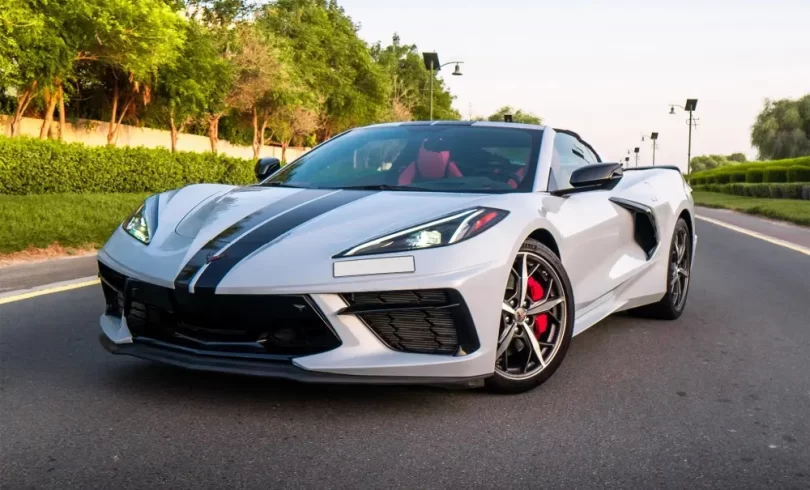 Chevrolet-Corvette-C8-Stingray-Coupe-2022_4