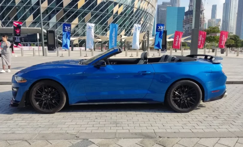 Ford_Mustang-EcoBoost-Convertible-V4_2020_1