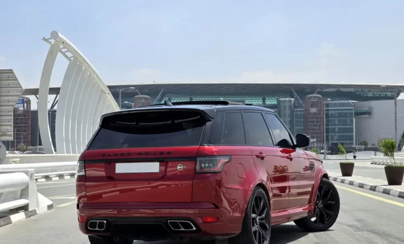 Land-Rover_Range-Rover-Sport-SVR_2019_4