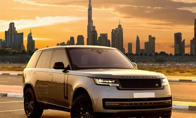 Land-Rover_Range-Rover-Vogue_2023_4