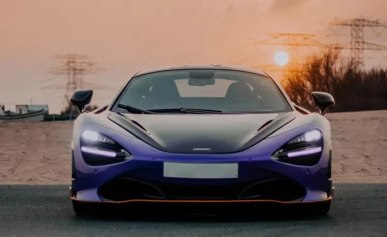 McLaren_720S_2020_3